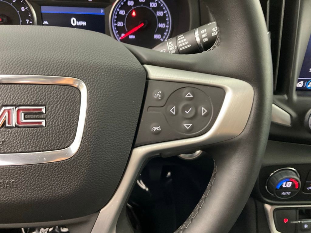 Used 2023 GMC Terrain SLT w/ Tech Package FWD image 25