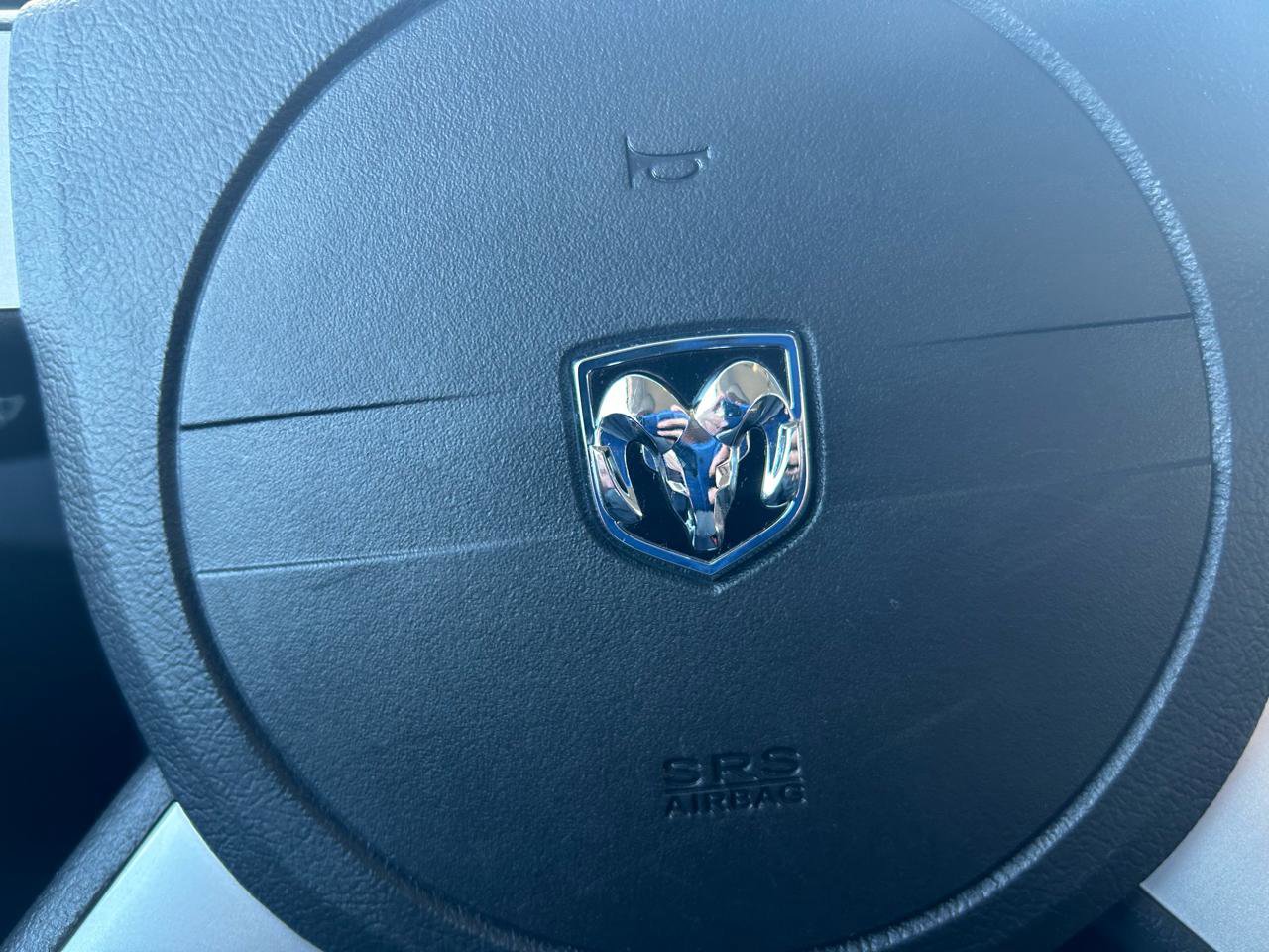 Used 2009 Dodge Charger SXT RWD image 18
