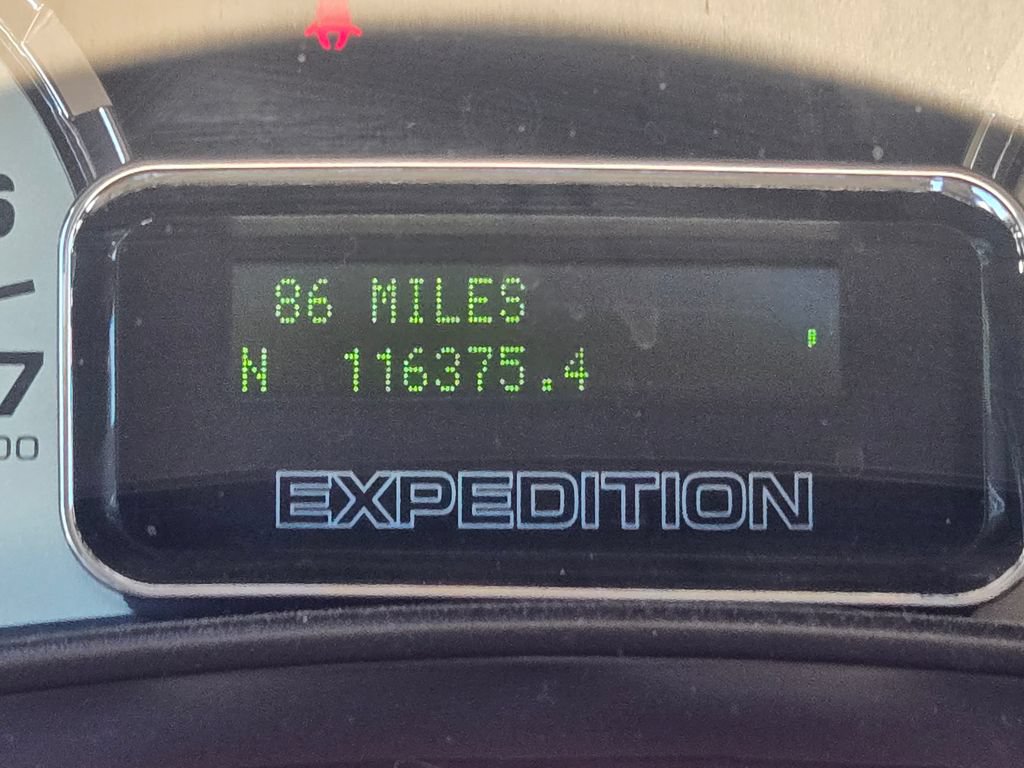 Used 2013 Ford Expedition XLT RWD image 24