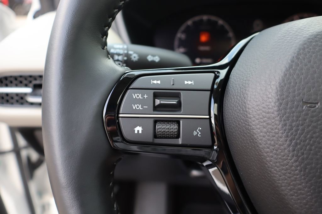 Used 2025 Honda HR-V EX-L image 12