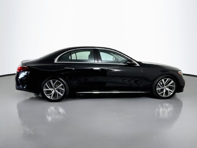 Used 2026 Mercedes-Benz E 350 Sedan w/ Winter Package image 11