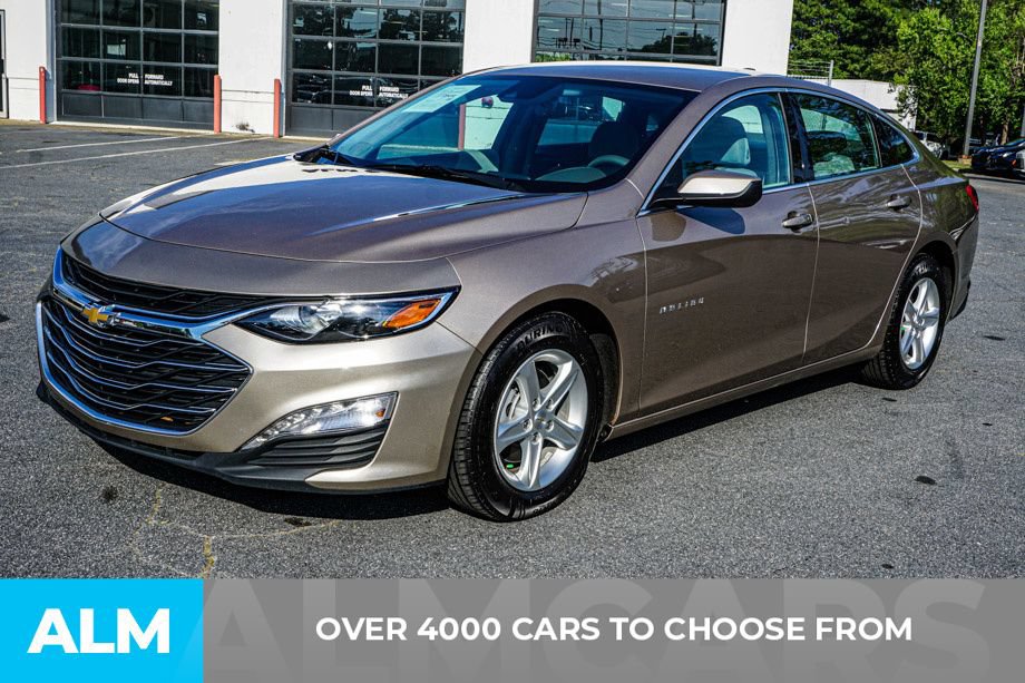Used 2024 Chevrolet Malibu LT FWD image 2