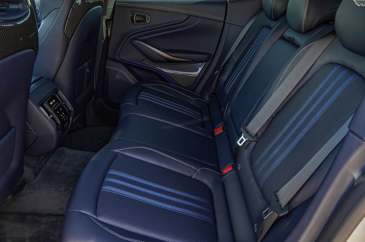 New 2026 Aston Martin DBX 707 image 34