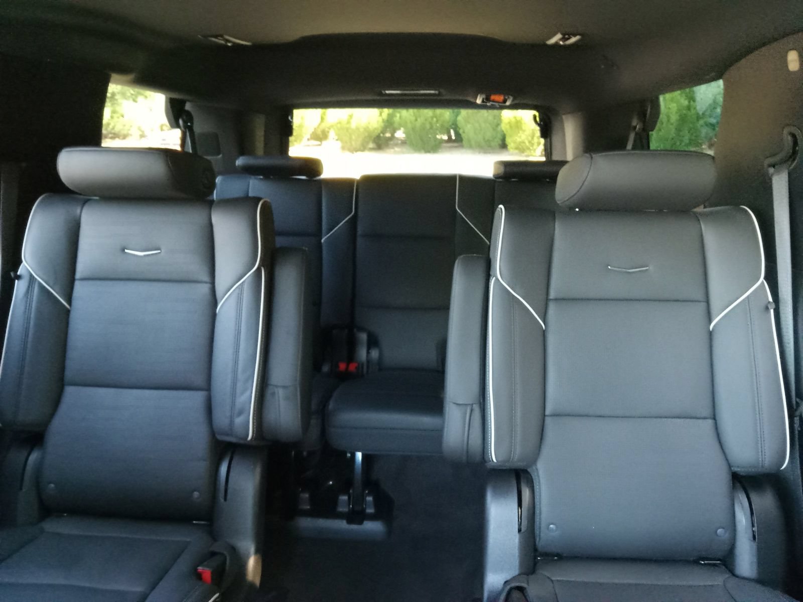 Used 2024 Cadillac Escalade Sport w/ LPO, ONYX Package AWD/4WD image 22