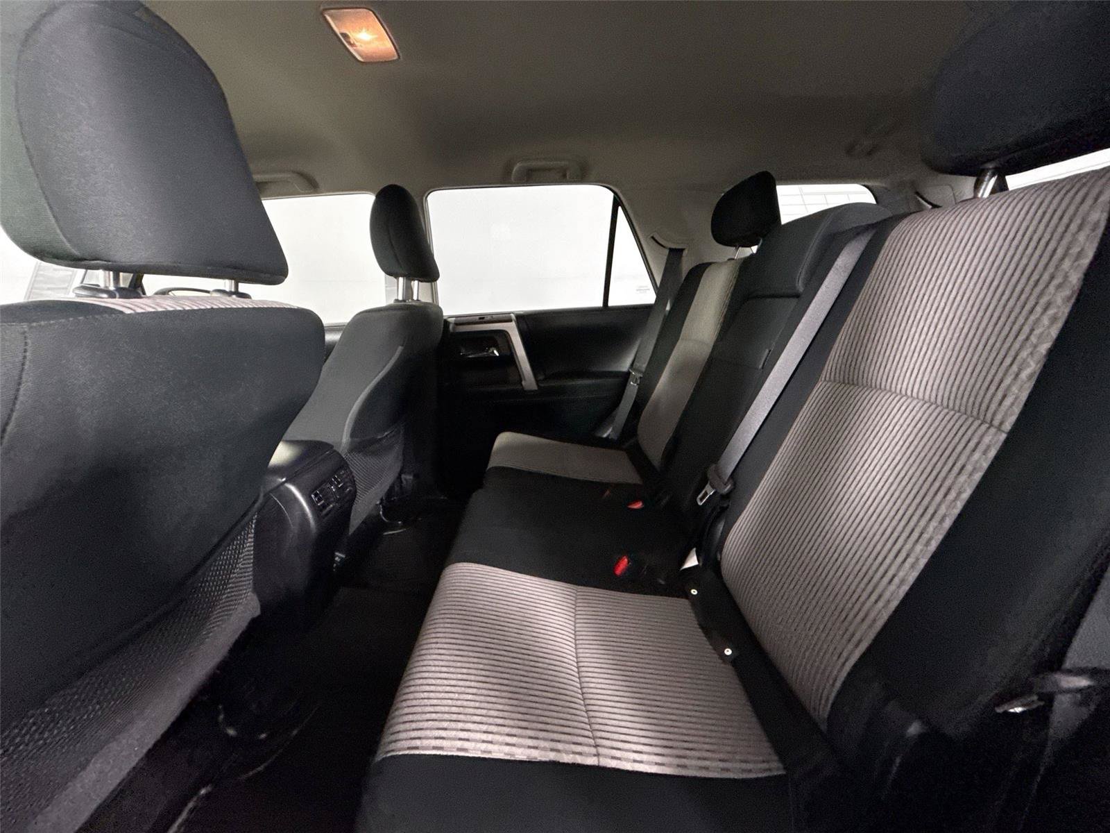 Used 2021 Toyota 4Runner SR5 AWD/4WD image 29
