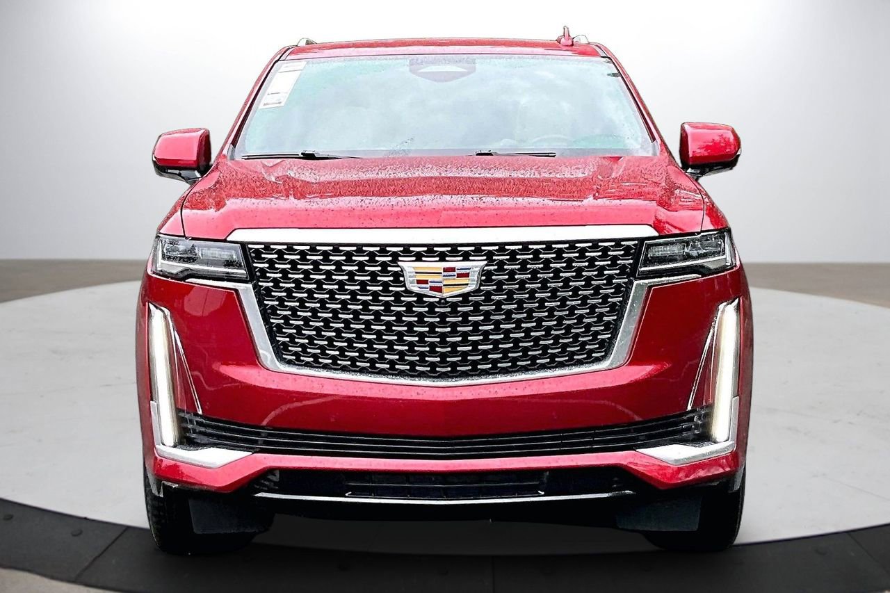 Used 2024 Cadillac Escalade Premium Luxury AWD/4WD image 3