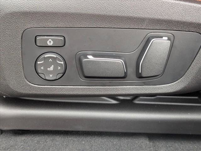 New 2025 BMW X4 M w/ Executive Package image 4