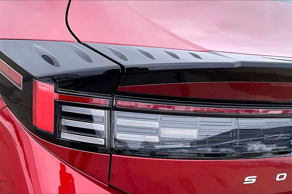 Used 2025 Hyundai Sonata Limited image 29