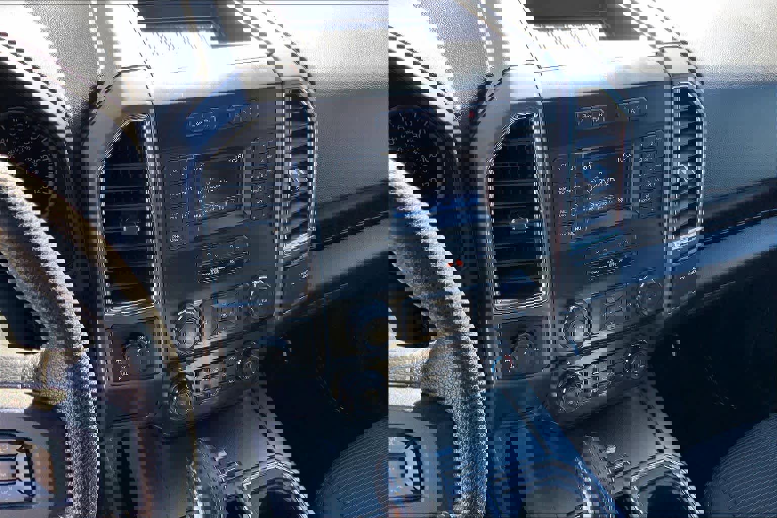 Used 2016 Ford F150 XLT w/ Equipment Group 301A Mid image 12