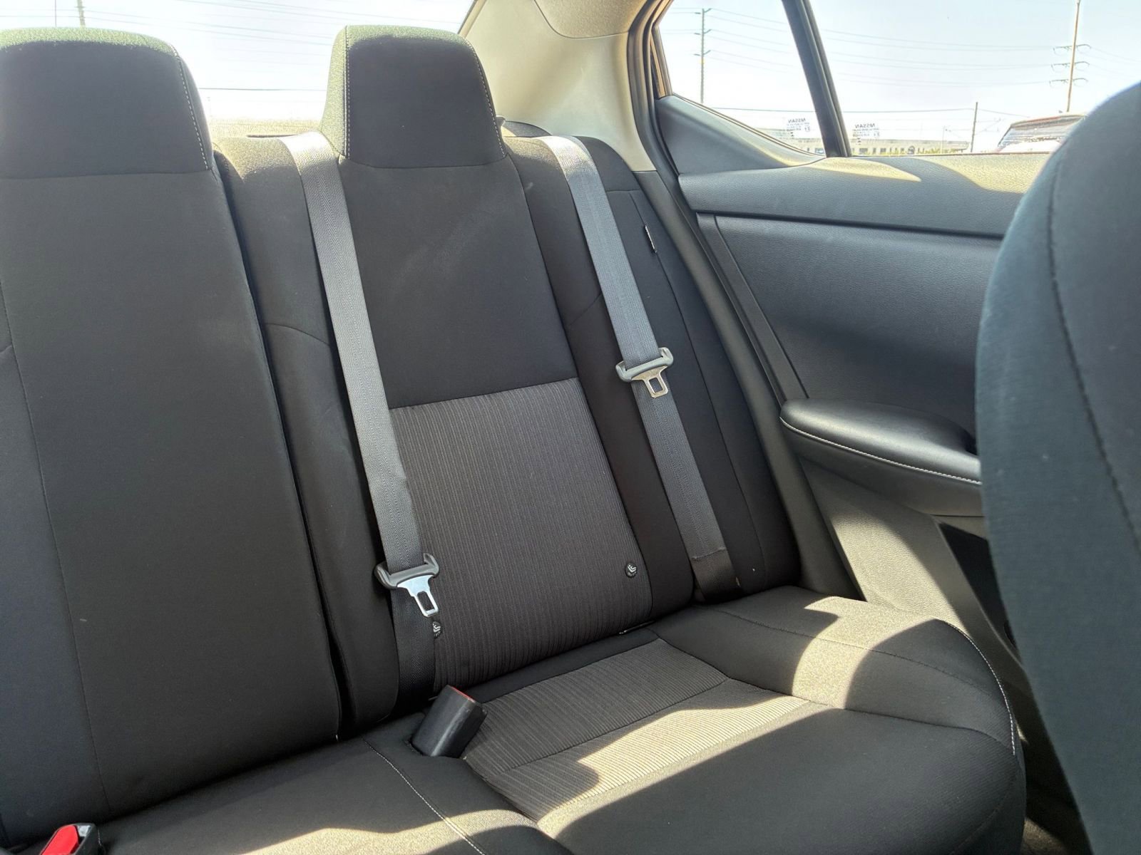 Used 2025 Nissan Sentra SV FWD image 35