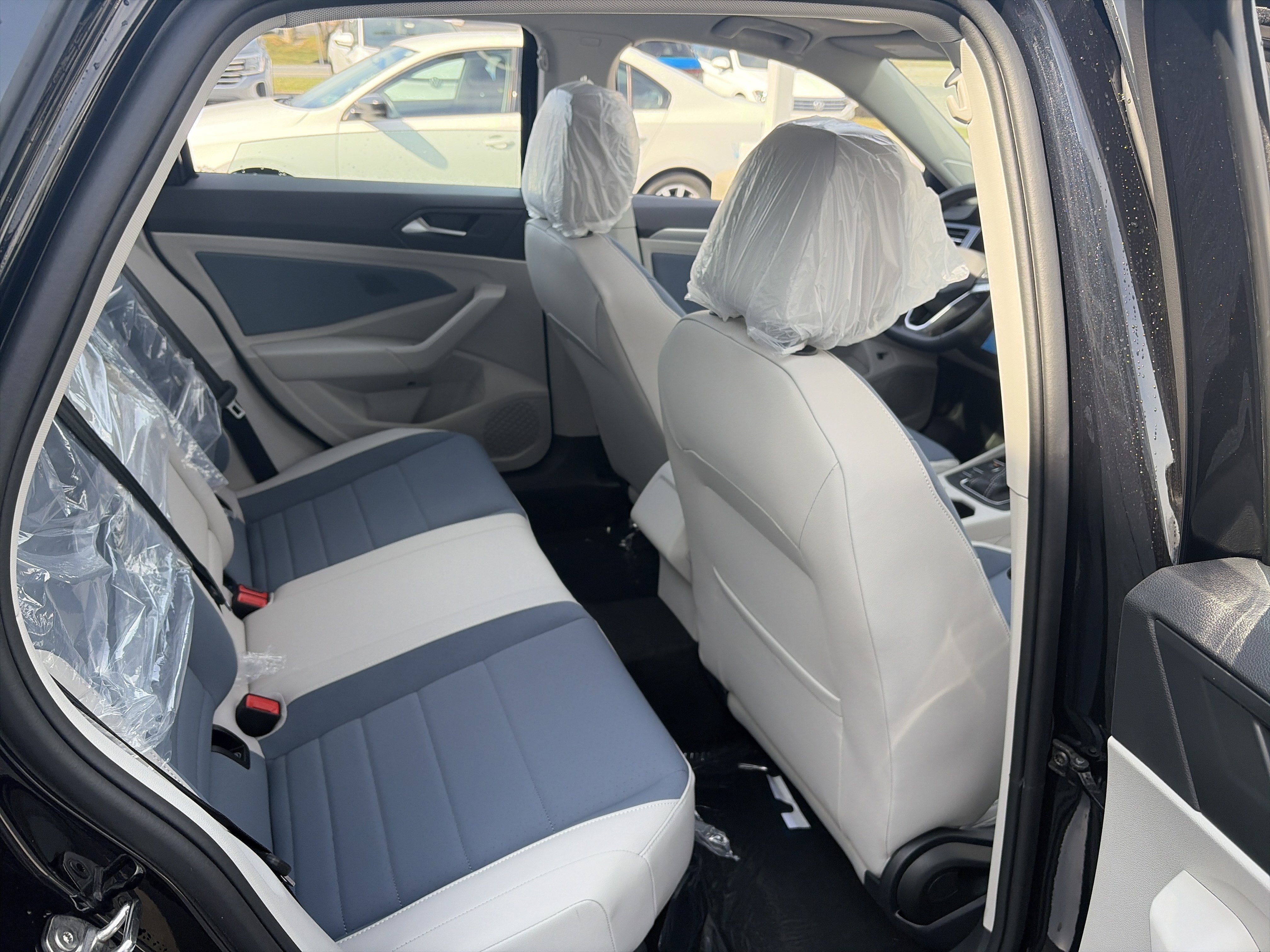 New 2026 Volkswagen Jetta SE image 21