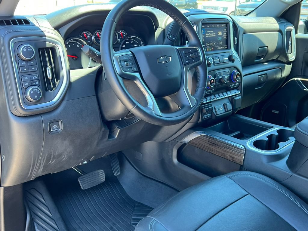 Used 2021 Chevrolet Silverado 1500 LT Trail Boss w/ Convenience Package II AWD/4WD image 24