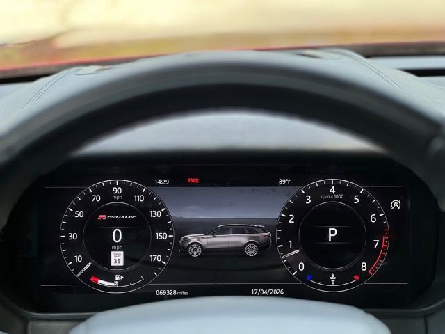 Used 2018 Land Rover Range Rover Velar R-Dynamic HSE AWD/4WD image 35