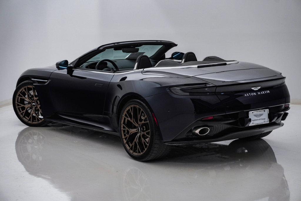 Used 2024 Aston Martin DB12 Convertible RWD image 12