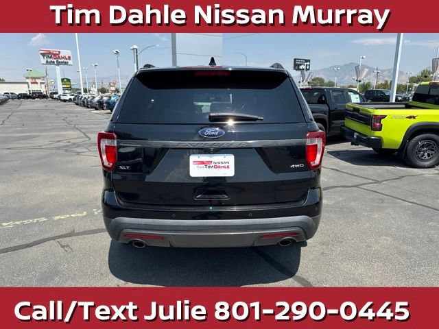 Used 2017 Ford Explorer XLT w/ Equipment Group 202A AWD/4WD image 7