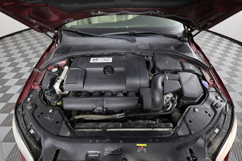 Used 2009 Volvo XC70 3.2 image 40