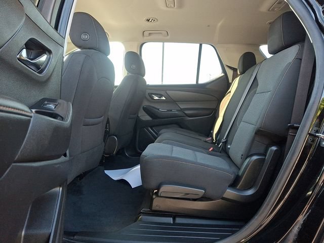 Used 2021 Chevrolet Traverse LS FWD image 12