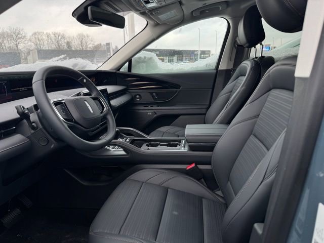 New 2026 Lincoln Nautilus Reserve w/ Jet Appearance Package image 17