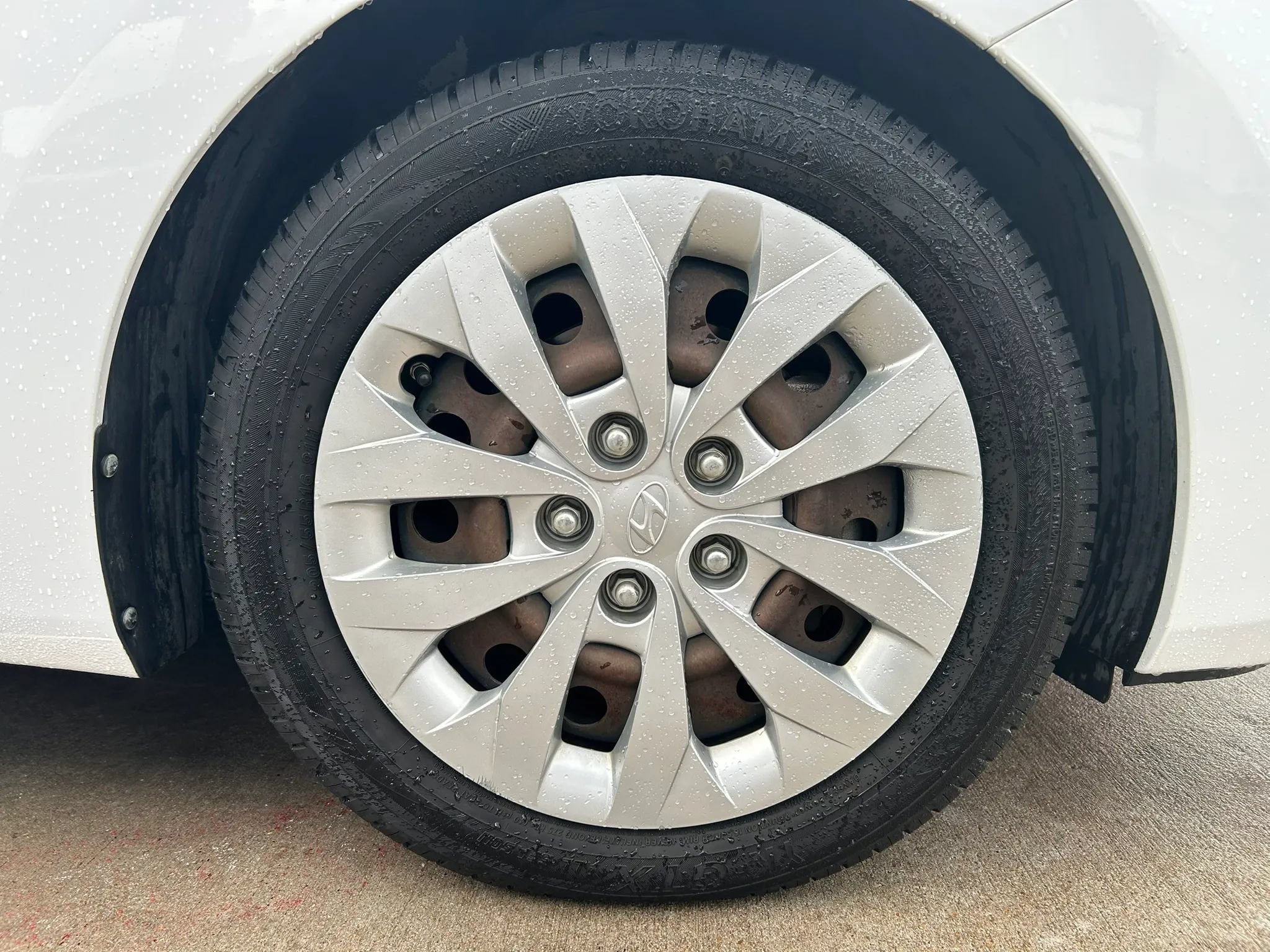 Used 2017 Hyundai Elantra GT FWD image 25