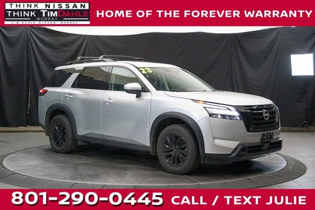 Used 2023 Nissan Pathfinder SV w/ SV Premium Package image 1