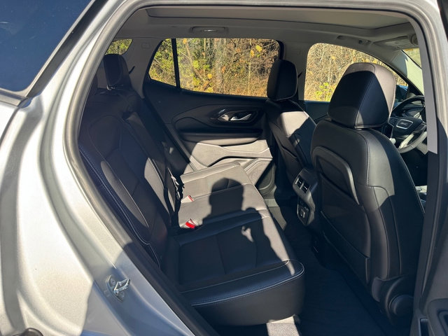 Used 2020 GMC Terrain Denali w/ Denali Premium Package image 18