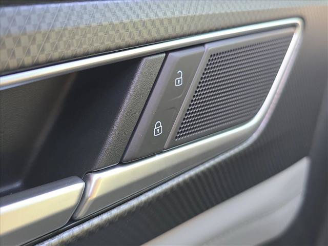 New 2026 Volkswagen Atlas Peak Edition AWD/4WD image 7