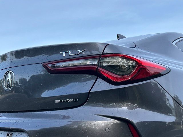 Used 2023 Acura TLX w/ Advance Package AWD/4WD image 5