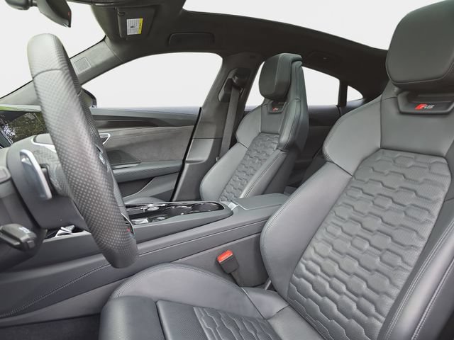 Used 2024 Audi RS e-tron GT w/ Carbon Performance Package AWD/4WD image 18