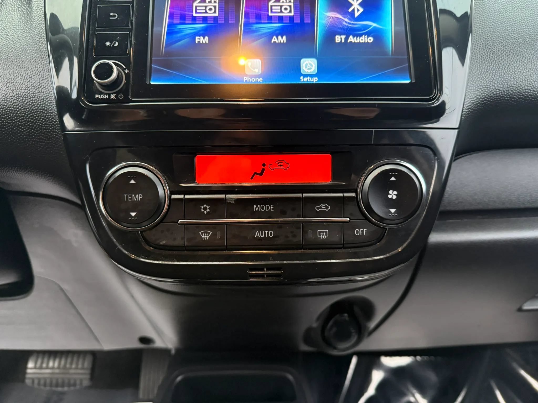 Used 2024 Mitsubishi Mirage ES FWD image 18
