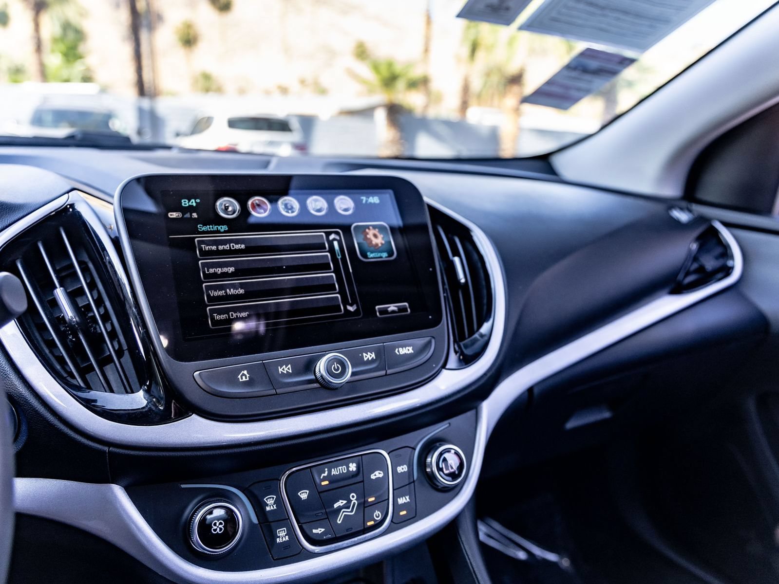 Used 2018 Chevrolet Volt LT FWD image 22