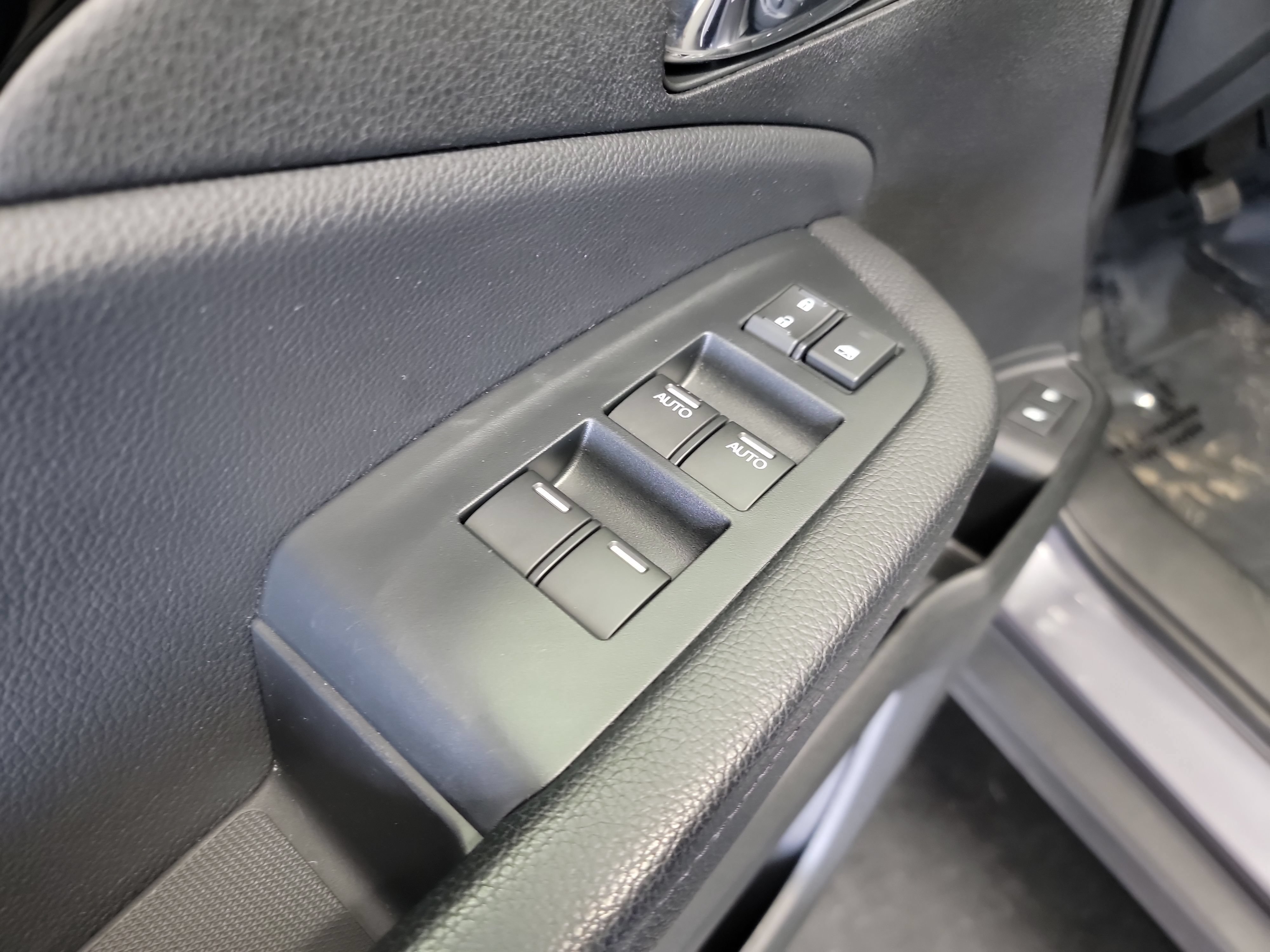 Used 2022 Honda Pilot Elite image 14