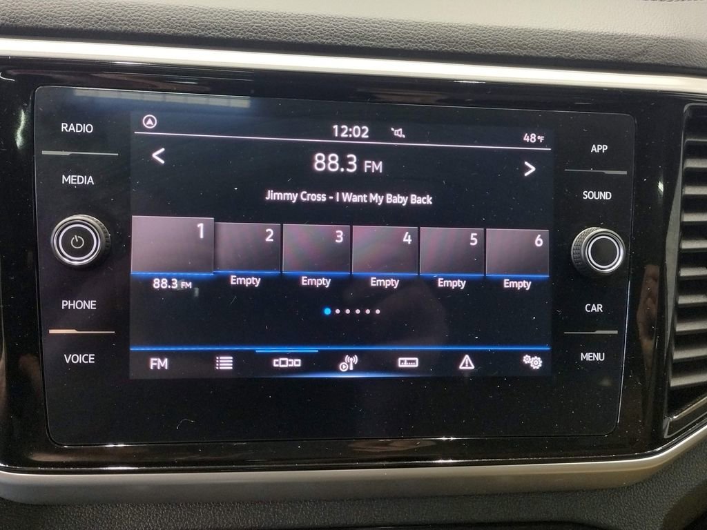 Certified 2022 Volkswagen Atlas Cross Sport SE w/ Panoramic Sunroof Package image 29