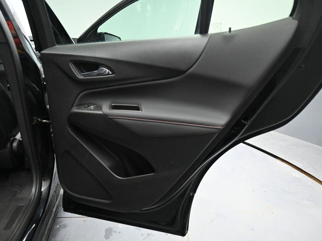 Used 2024 Chevrolet Equinox RS AWD/4WD image 21