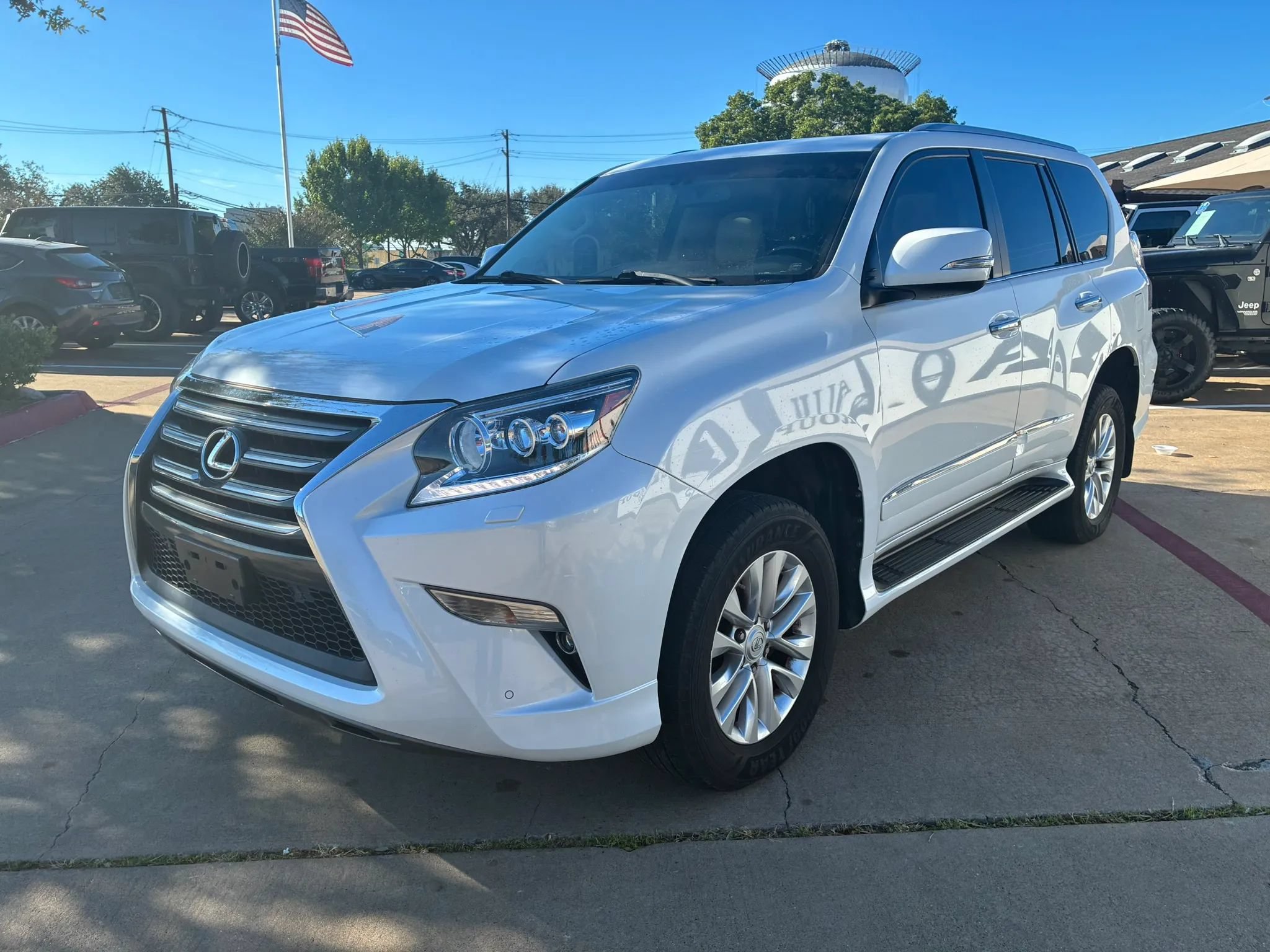 Used 2019 Lexus GX 460 Premium w/ Premium Package AWD/4WD image 3