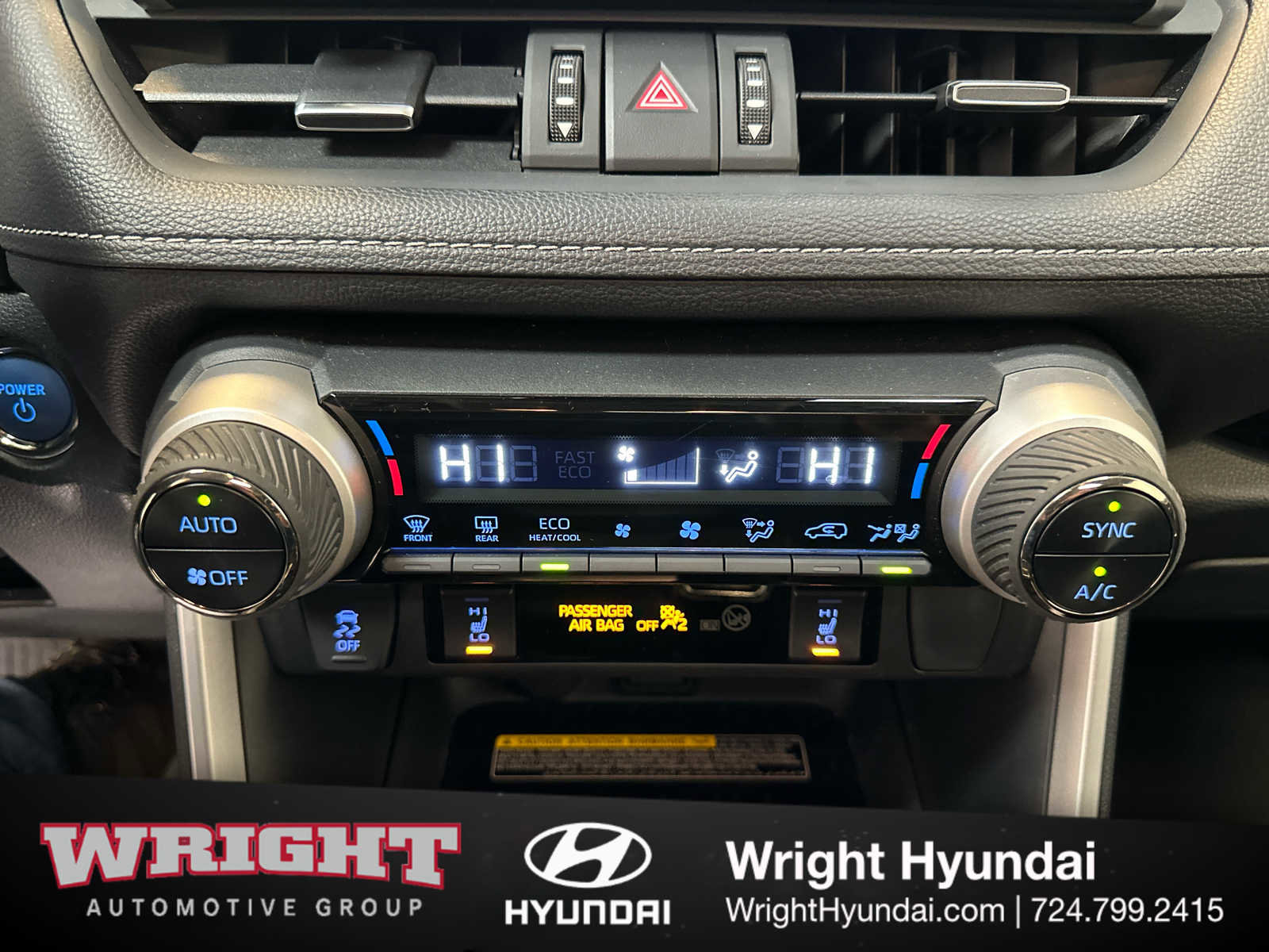 Used 2021 Toyota RAV4 XLE Premium image 28