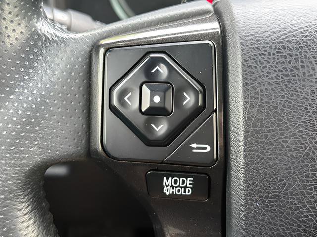 Used 2018 Toyota 4Runner TRD Off-Road Premium AWD/4WD image 6