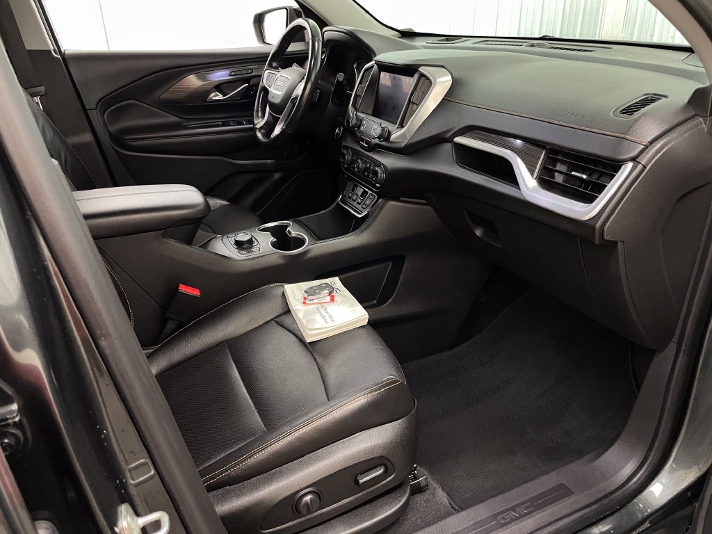 Used 2021 GMC Terrain SLT w/ Elevation Edition AWD/4WD image 38