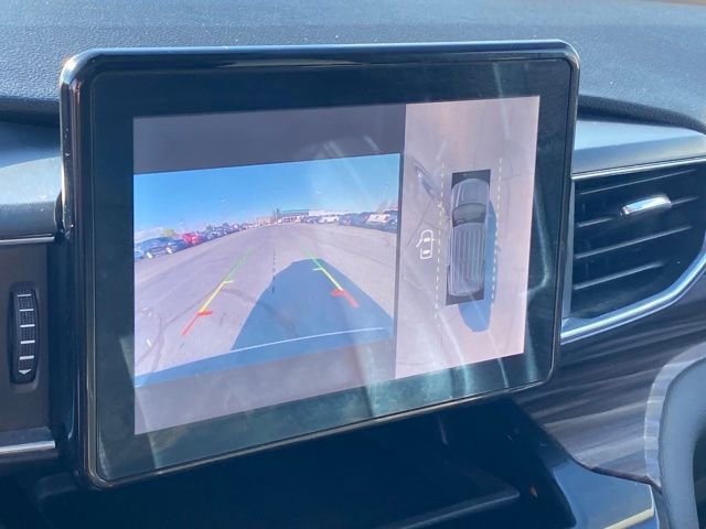 Used 2022 Ford Explorer Limited image 11