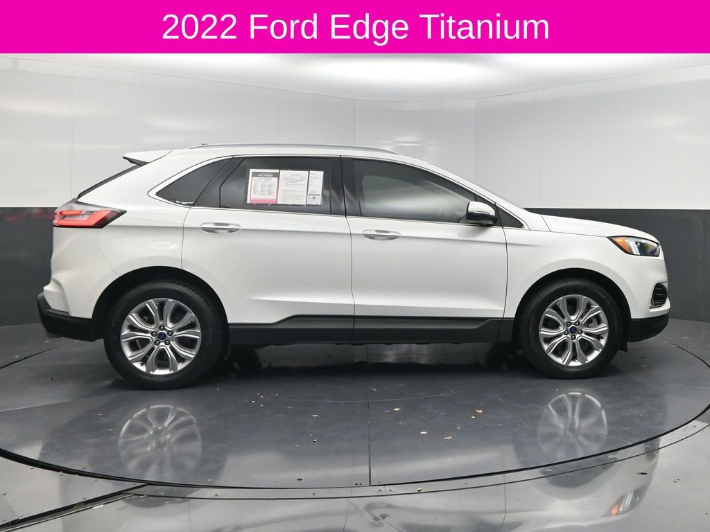 Used 2022 Ford Edge Titanium image 4