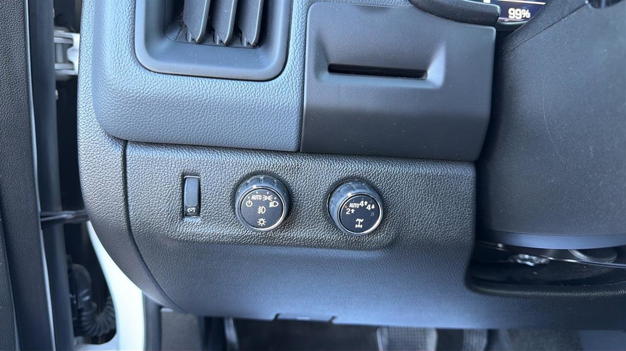 Used 2017 Chevrolet Colorado Z71 image 23