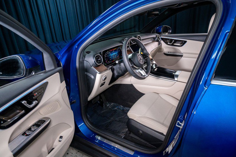Certified 2026 Mercedes-Benz GLC 300 image 10