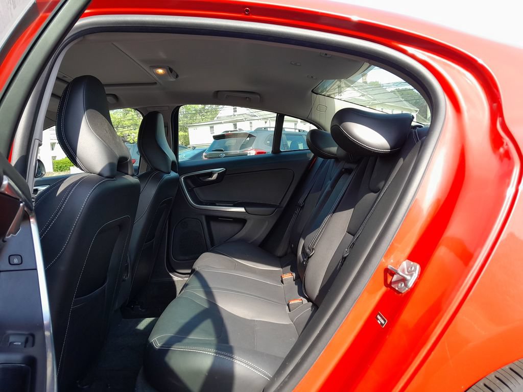 Used 2018 Volvo S60 T5 Dynamic w/ Vision Package AWD/4WD image 28