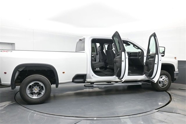 Used 2025 Chevrolet Silverado 3500 LT w/ All Star Edition image 49