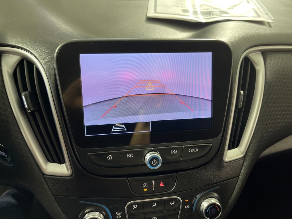 Used 2024 Chevrolet Malibu LT image 22