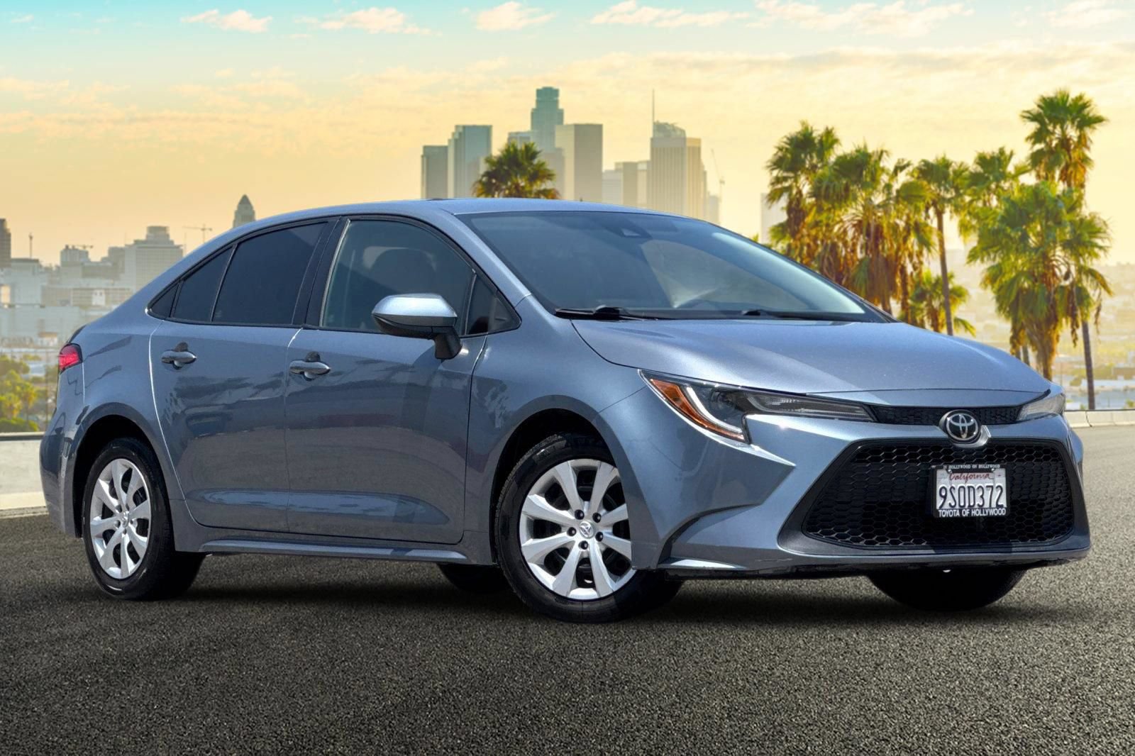 Certified 2022 Toyota Corolla LE FWD image 2
