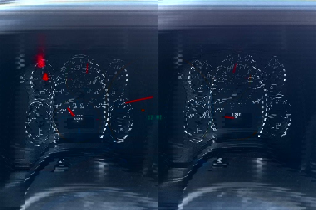 New 2025 Chevrolet Express 2500 w/ Driver Convenience Package image 24