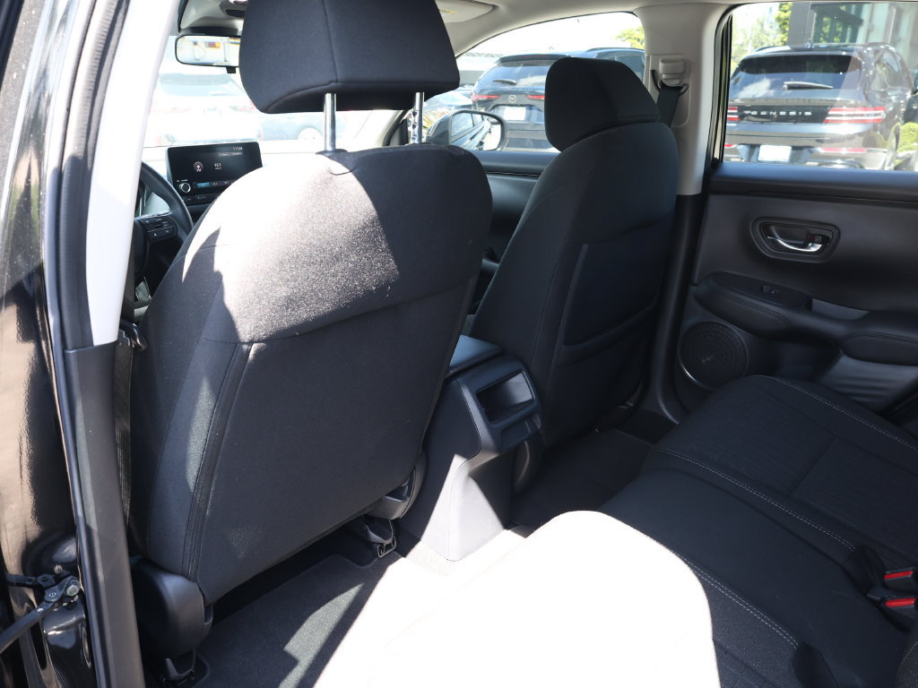 Used 2024 Honda HR-V LX image 15