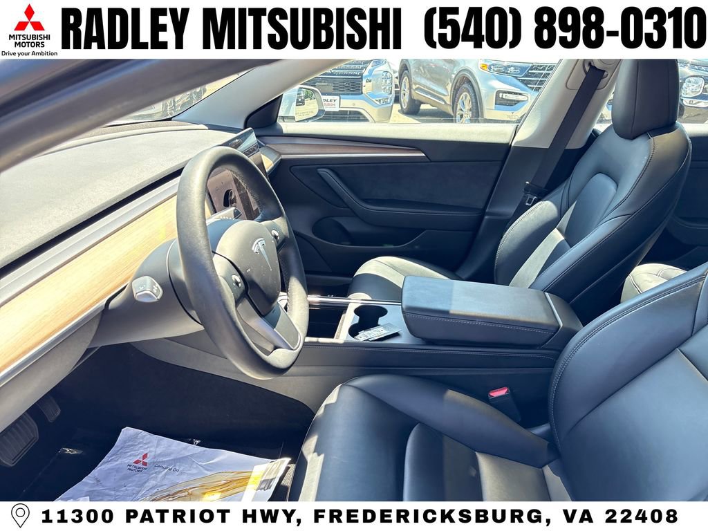 Used 2021 Tesla Model 3 Standard Range Plus RWD image 3