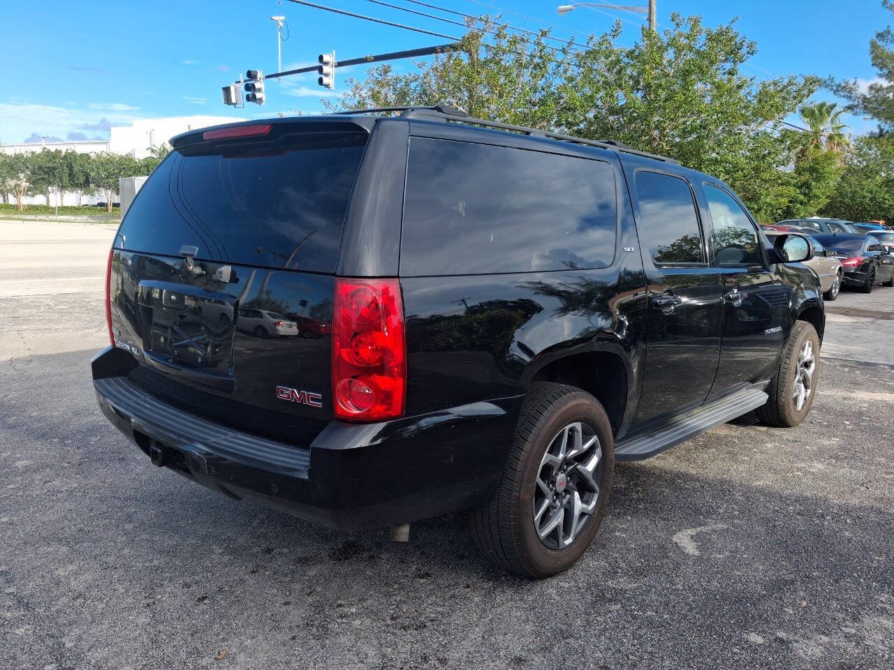 Used 2010 GMC Yukon XL SLT AWD/4WD image 3