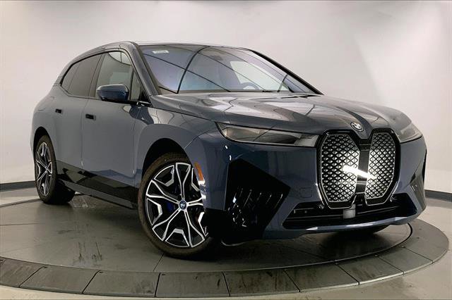New 2025 BMW iX xDrive50 w/ Premium Package image 11